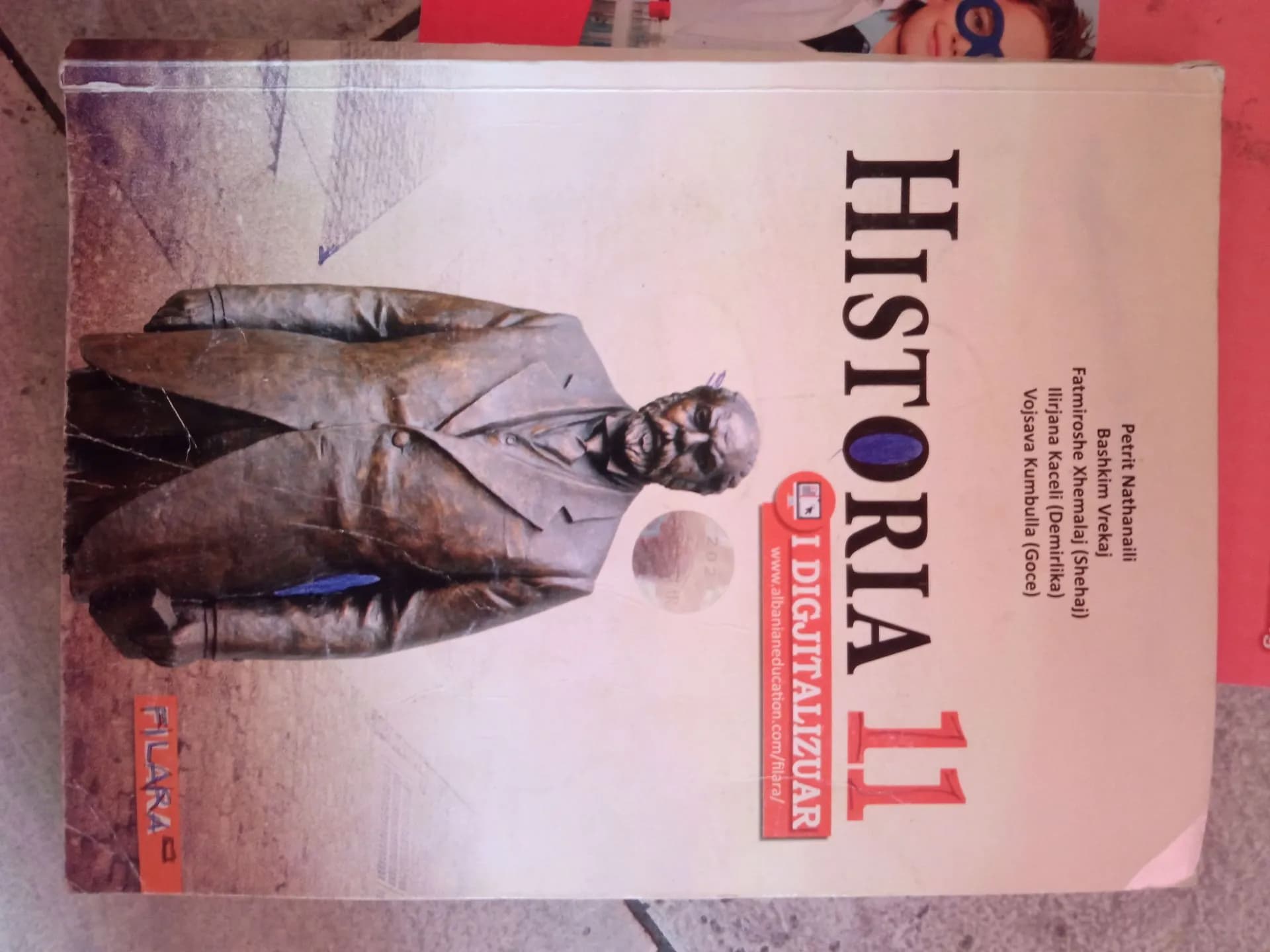Historia 11, foto 1