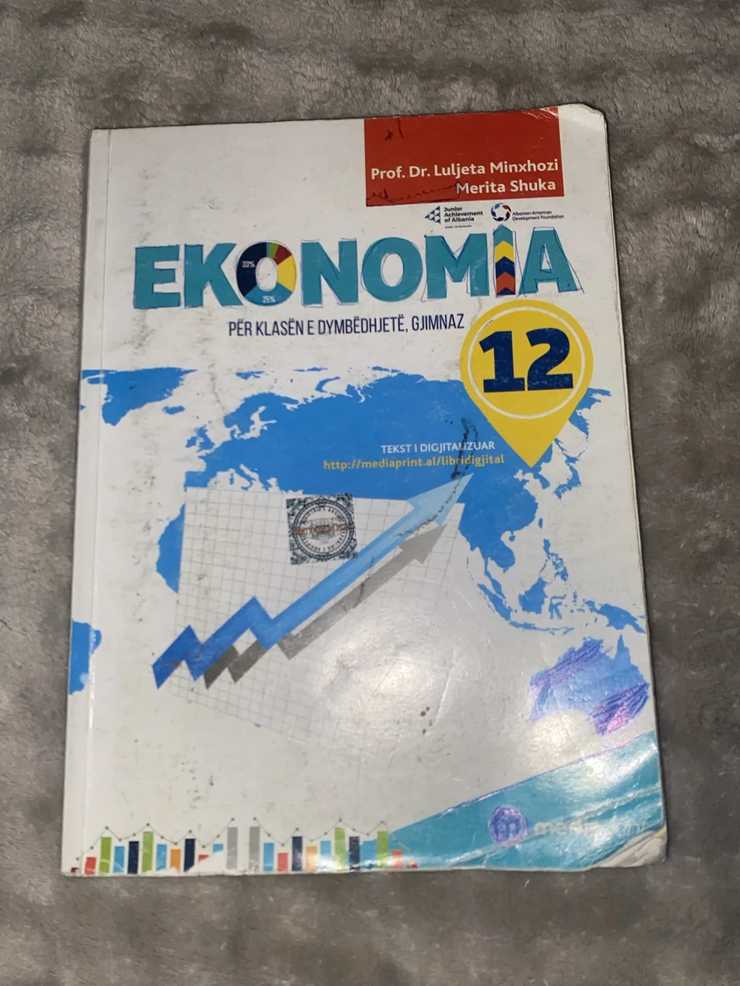 Ekonomia 12, foto 1