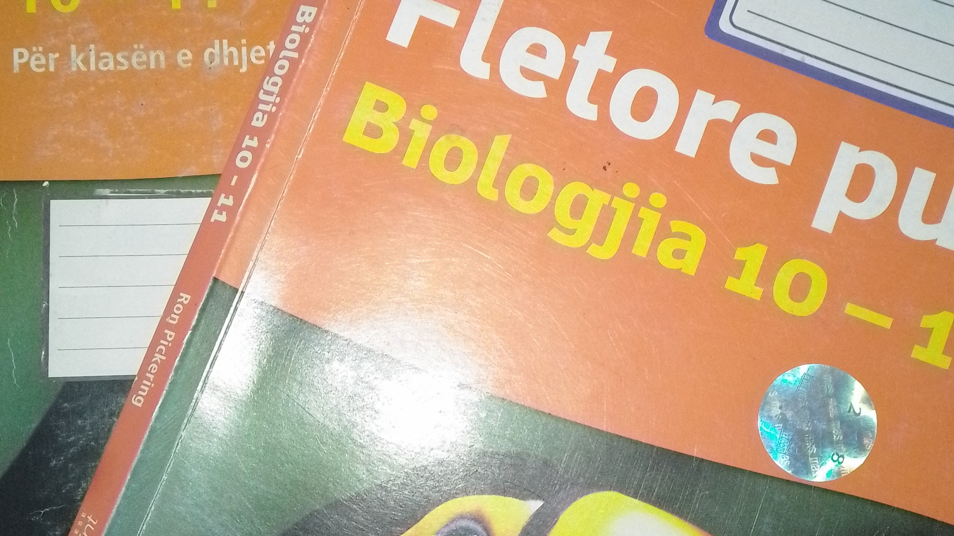 Biologjia 10-11 pjesa e dyte dhe fletore pune