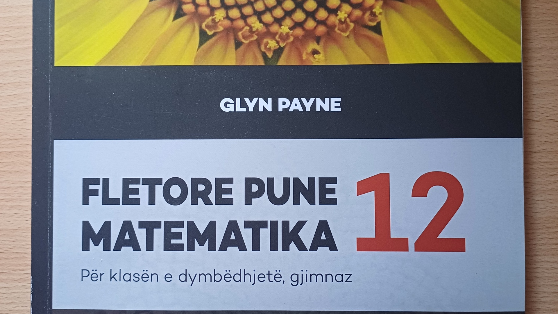 Fletore pune matematike 12